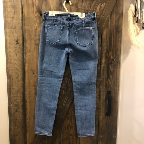 Bebe Embroidered Jeans - Picture 3 of 9